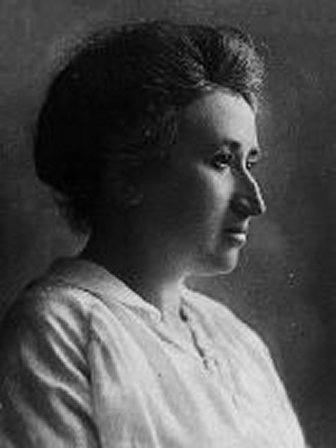 Rosa%20Luxemburg%201890.jpg